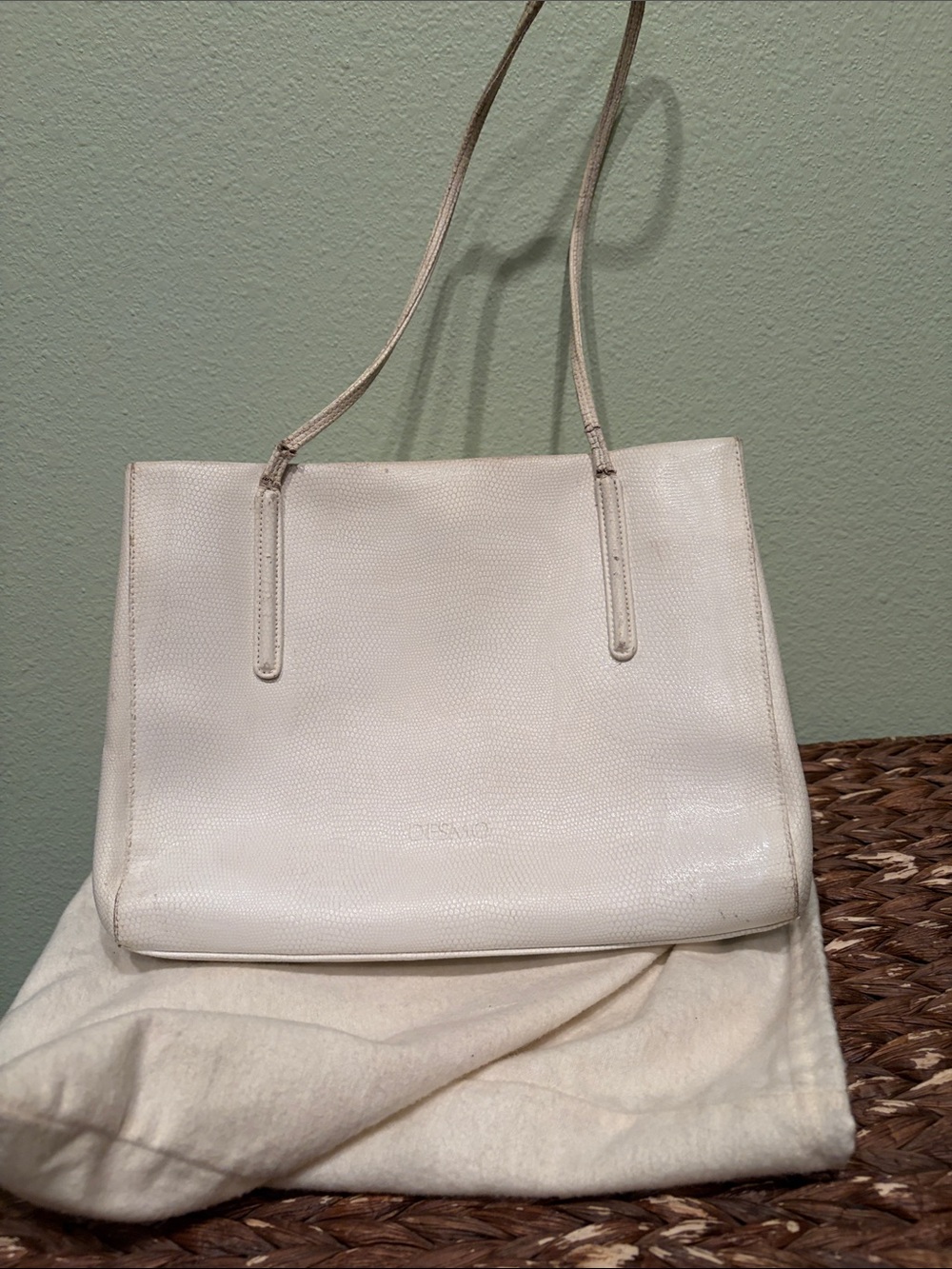 Minimalist Cream Leather Shoulder Tote for Women